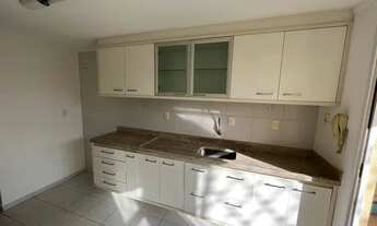 Imagem 2: Casa de condomínio sobrado para aluguel possui 137 metros quadrados com 3 quartos