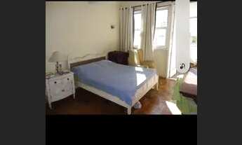 Imagem 2: Alugo quarto para Moça em Copacabana a uma quadra da praia posto 6