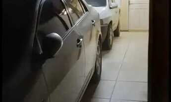 Imagem: Lindo geminado no morro do meio