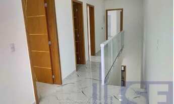 Imagem 6: Sobrado para venda possui 216 metros quadrados com 4 quartos