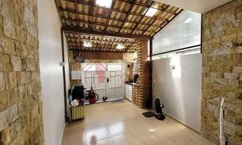 Imagem 2: Santo Elias/Mesquita. Casa Reformada 2 Quartos, 2 Banheiros e Garagem