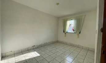 Imagem 4: Térrea para venda possui 180 metros quadrados com 2 quartos