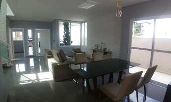 Imagem 7: Casa de condomínio sobrado para aluguel possui 200 metros quadrados com 4 quartos