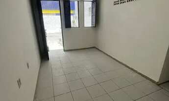 Imagem 3: Alugo na melhor localização com água e energia já inclusos !