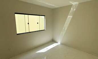 Imagem 5: Casa Padrão de 2/4 sendo 1 suíte de 67 m², quintal, cerca elétrica, 1 vaga por 190.000,00