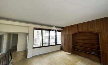 Imagem 4: Cobertura Duplex de Luxo em Ipanema: 4 Quartos, Piscina e 2 Vagas de Garagem