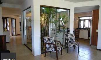 Imagem 4: Casa para Venda - 410m², 5 dormitórios, sendo 5 suites, 5 vagas - Centro