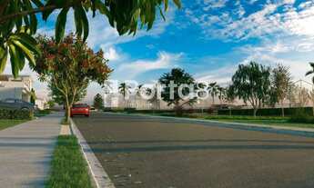 Imagem 5: Terreno à Venda no Quinta do Lago 2 - Próximo à Represa Municipal e Pronto para Construir