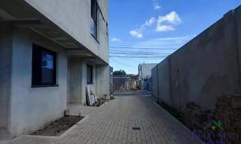 Imagem 3: Sobrado para Venda em Curitiba, Bairro Alto, 3 dormitórios, 1 suíte, 2 banheiros, 2 vagas