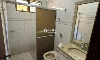 Imagem 9: Casa residencial com 3 quartos sendo 1 suíte disponível para locação no bairro Jardim Patr