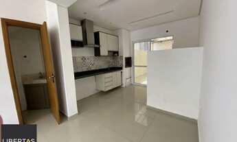 Imagem 5: Sobrado com 2 Suítes, Sacada e Pátio com Teto Retrátil