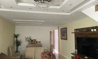 Imagem 7: Casa com piscina condomínio