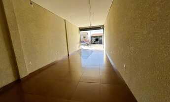 Imagem 3: Salão comercial de 50 metros com banheiro de acessibilidade disponível para locação na pla