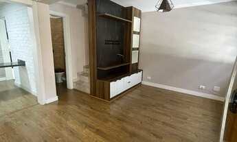 Imagem 2: Sobrado para venda possui 76 metros quadrados com 3 quartos em Alto Boqueirão - Curitiba