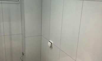 Imagem 3: Apto 3 quartos c/ moveis planejados ,cozinha,2 banheiros, lavanderia .Desocupado.Agua Verd