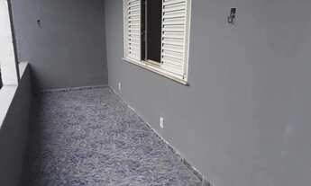 Imagem 4: Casa duplex ampla de fundos com 2 quartos no Caioaba - N.I