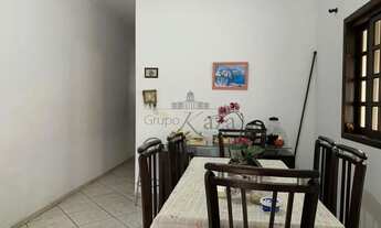 Imagem 5: Oportunidade - Casa Sobrado - Bosque dos Eucaliptos - 3 Dormitórios - 146m²