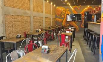 Imagem: Hamburgueria com Pratos rapidos em região