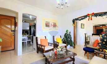 Imagem 2: Apartamento de 82m reformado, com 3 quartos, wc social, 2 salas, cozinha e área de serviço