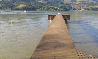 Imagem 3: Maravilhosa casa frontal mar com praia particular, com 3 quartos em Angra dos Reis - RJ