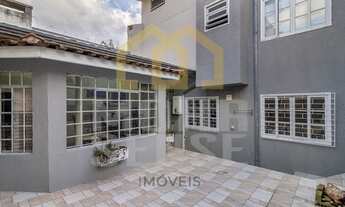 Imagem 14: Sobrados à Venda no Guabirotuba, Oportunidade para Investimento E Moradia