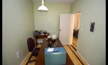 Imagem 5: Casa para Venda - 350m², 3 dormitórios, sendo 1 suites, 2 vagas - Petrópolis