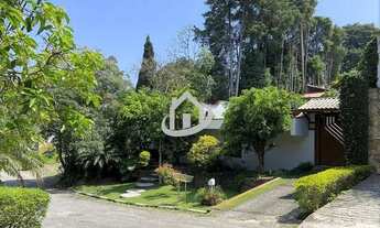 Imagem 2: Linda casa com estilo campestre, bom acabamento, ótima localização e linda vista