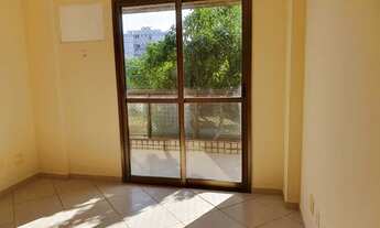 Imagem 6: Sala dois quartos sendo 1 suíte, varanda e armário no quarto suíte