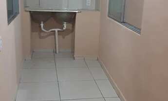 Imagem: Aluga-se kitinet em del castilho