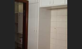 Imagem 5: Linda casa com 450m2, 4 suítes área de Lazer com piscina e churrasqueira excelente localiz