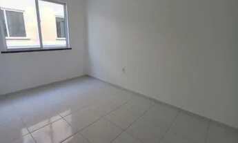 Imagem 2: Apartamento de repasse para venda tem 80 com 2 quartos em Gereraú - Itaitinga - CE