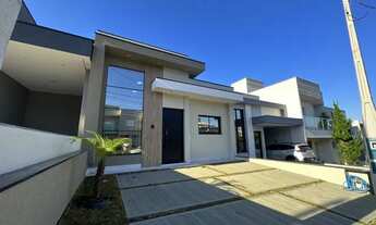 Imagem: Excelente casa com piscina no Cond. Vista