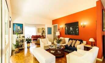 Imagem 2: CHARMOSA CASA NO PACAEMBU, JARDIM DE INVERNO E ESPAÇO GOURMET VENHA CONHECER COM 4 DORMITÓ