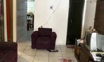 Imagem 2: Vende-se Casa com 2 dormitórios