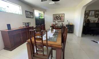 Imagem 6: Casa de condomínio sobrado para venda tem 960 metros quadrados com 5 quartos