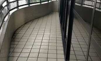 Imagem 5: Apartamento para aluguel possui 206 metros quadrados com 4 quartos em Jaqueira - Recife