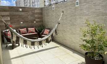 Imagem 6: Casa de condomínio para venda tem 136 metros quadrados com 4 quartos