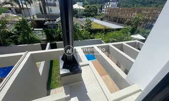 Imagem 7: Casa geminada com piscina em Jurerê