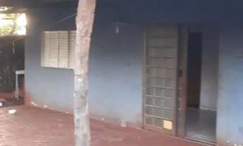 Imagem 2: Casa de Aluguel Casa com 2 dormitórios