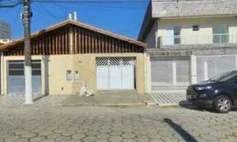 Imagem 3: Casa para aluguel possui 100 metros quadrados com 3 quartos em Ocian - Praia Grande - SP