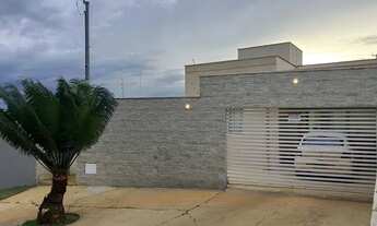 Imagem: Casa em Luziânia em frete a Faculdade de