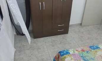 Imagem 3: Apartamento Mobiliado com 1 Dormitório e Vaga de Garagem no Caiçara, 300 Metros da Praia