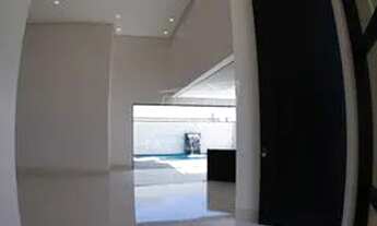 Imagem 3: Casa de condomínio para venda tem 315 metros quadrados com 4 quartos em caldas novas