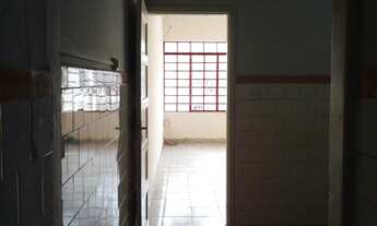 Imagem 4: Casa para Locação em São Paulo, Jardim Internacional, 2 dormitórios, 1 banheiro, 1 vaga