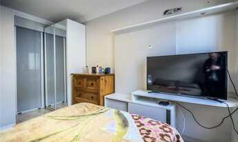 Imagem 4: Apartamento mobiliado 01 dormitório com 1 vaga de garagem, Elevador , com churrasqueira e