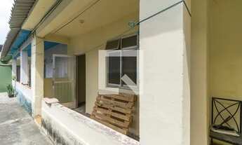 Imagem 7: Casa para Aluguel - Brás de Pina, 1 Quarto, 50 m2