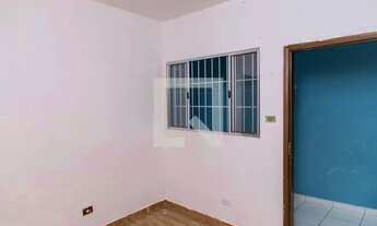 Imagem 3: Casa para Aluguel - Canhema, 1 Quarto, 45 m2