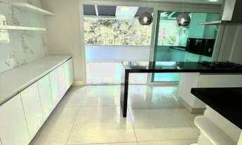 Imagem 7: Casa a venda no Santo Inácio, 3 dormitórios, 3 suítes, 4 vagas de garagem cobertas