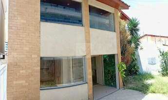 Imagem 4: O Endereço Definitivo para o Seu Negócio: Prestígio e Visibilidade na Coroa do Meio