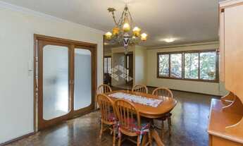 Imagem 7: Casa à venda com 5 quartos, 4 vagas/box no Bairro Boa Vista em Porto Alegre/RS